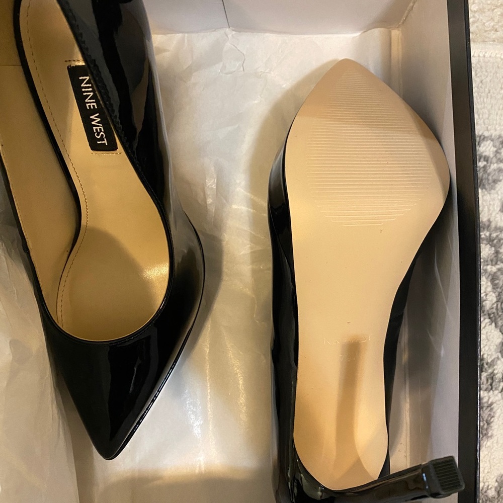 NINE WEST DANCA 3 PUMP